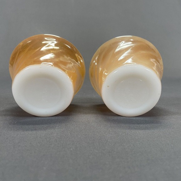 Anchor Hocking Peach Lustre Shell Custard Dessert Cups Dishes Set of 2 Vintage - Picture 6 of 6